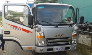 Xe tải Jac 1T9 cabin vuông thùng dài 4.3 mét
