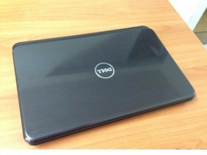 Dell 5110 i5 2410M RAM 4G ổ 500G vga 1G đen đẹp