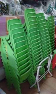 Ghế nhựa đúc nhập khẩu dành cho các bé trường mầm non