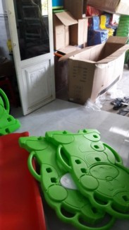 Cầu trượt nhựa nhập khẩu giá rẻ cho bé
