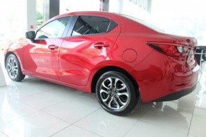 Mazda 2 ưu đãi khủng chỉ cần khoảng dưới 180 triệu, xe giao ngay