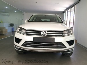 Touareg - SUV cỡ lớn nhập Đức màu trắng - Giao xe tận nhà