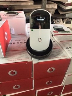 Thiết Bị Phát Wifi 3G-4G Vodafone R205 Kèm Dock Sạc