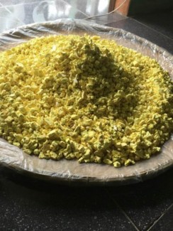 Tinh bột nghệ quê tôi