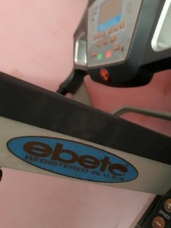 Máy Chạy Điện Ebete