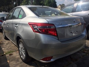 Toyota Vios 2017 Số Tự Động Mới. Mua Trả Góp Chạy Uber Grab chỉ từ 160Tr