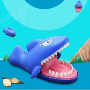Trò chơi khám răng cá mập