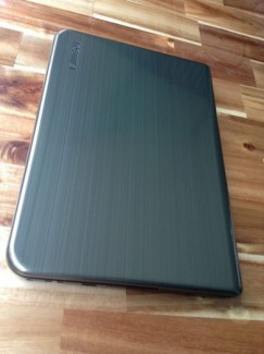 Laptop Toshiba L40-A ( i3 ivy 3227)), 4G, 500G, zin100%, giá rẻ