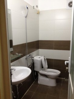 Cần bán căn nhà xây mới 4 tầng ngay tại ngã tư Tố Hữu cắt đường Vạn Phúc Hà Đông giá 1,85 tỷ