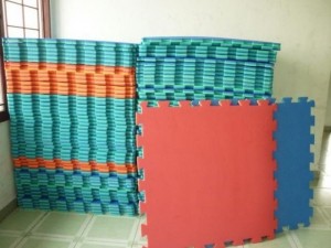 Thảm lót sàn in số , chữ bằng xốp cho bé giá rẻ