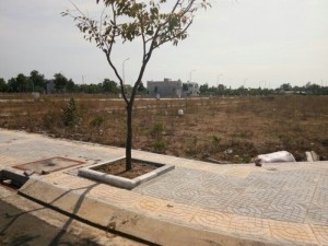 Ngân hàng ACB phát mãi đất chợ Hòa Long, đất chính chủ, SHR.