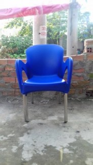 Ghế nhựa dùng cho bàn ghế cafe sân vườn giá rẻ