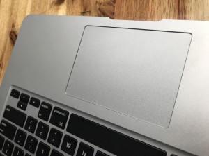 Macbook air 2011, 11,6in, 4G, ssd 128G, zin100%.