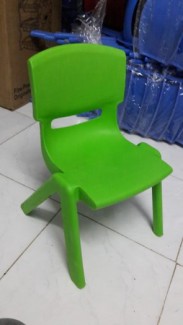 Ghế nhựa đúc nhập khẩu dành cho các bé trường mầm non
