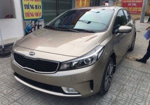 Cho thuê xe Kia Cerato