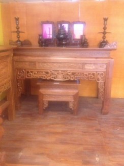 Tủ thờ gỗ hương