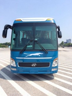 Xe khách UNIVERSE 29/34 ghế Bầu hơi máy HINO mới 2017