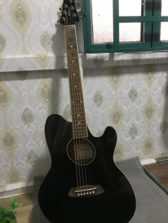Guitar acoustic Ibanez Black