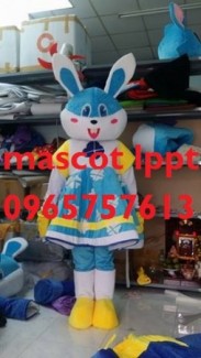 May và bán mascot LPPT