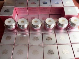CHAMOMILE (NEW): Trị nám, tàn nhang, dưỡng trắng da hiệu quả