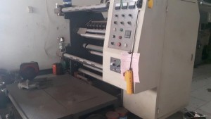Bán máy in flexo. Máy chia cuộn giấy