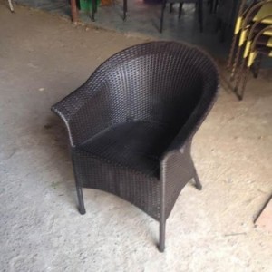 Cần thanh lý gấp bàn ghế cao cấp giá rẻ nhất