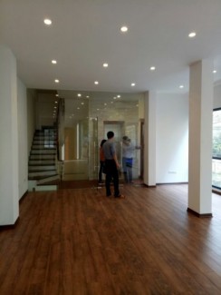 Cần tiền bán phá giá thị trường BĐS, lô góc mặt phố Hàng Phèn
