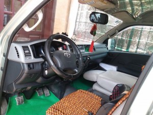 Cần bán Hiace đời 2011 giá chỉ 480 triệu