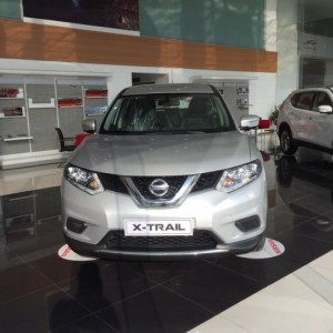 Bán xe Nissan X-Trail 2016 mới 10% giá 835tr