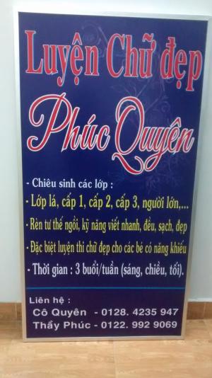 Bảng hiệu hiflex khung sắt viền nhôm