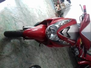 Xe Mio màu đỏ