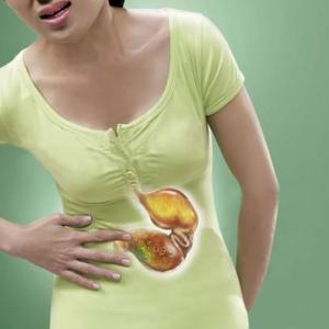 28 lợi ích của tinh bột nghệ đối với da, tóc và sức khỏe