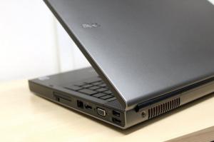 Laptop dell M6400 card rời bẹ úp 3G, 2 quạt tản nhiệt, full hd màn hình íp chuẩn in ấn đồ họa