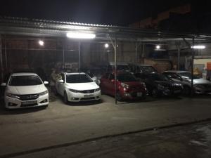 Hóc môn. Xe 7 chổ tự lái/có lái giá bình dân