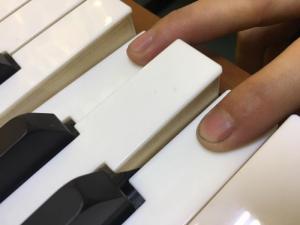 Piano KAWAI giá chỉ 12.00.000vnd
Sản xuất 2006.
Phím gỗ , 88 phím
Màu vàng gỗ rất đẹp.
Hỗ trợ cổng Phone
. Metronome
. Recorder
. Concert Magic
Alo số : 0909 002 368 gặp Toàn để có giá tốt nhé.
Piano Toàn Lê : 245A Phan Đình Phùng P.15 . Phú Nhuận
Cám ơn các bạn