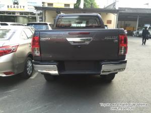 Khuyến Mãi Toyota Bán Tải Hilux 2018 2.4E số tự động 1 cầu Nhập Thái màu Xám giao ngay. Mua trả góp 0%