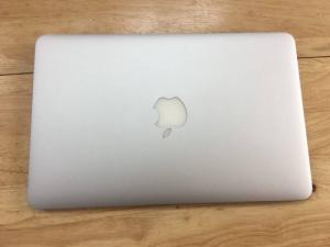Macbook air 11inch