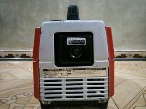 Máy phát điện honda EM400