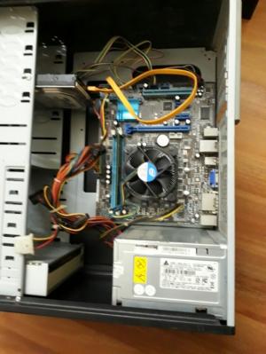 Bán case Aus H61 CPU I3 2100 Ram 4G ổ cứng 160G vỏ nguồn 2tr1