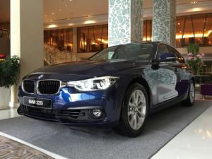 BMW 320i LCI phiên bản đặc biệt 100 năm