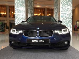 BMW 320i LCI phiên bản đặc biệt 100 năm