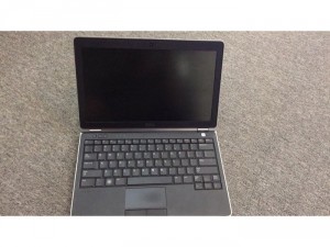 Laptop Dell 6220 i5 4gb 320gb