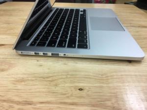 APPLE Macbook pro Retina 15inch MF840 - Model 2015 Sạc 10 lần