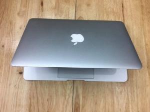 APPLE Macbook Air 11inch MC968
