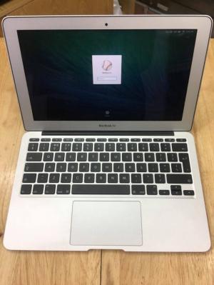 APPLE Macbook Air 11inch MC968