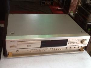 Bán chuyên đầu DAT denon DTR 2000GL đẹp ,...