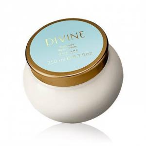 Kem dưỡng thể Oriflame cung cấp độ ẩm cho da Divine Perfumed Body Cream