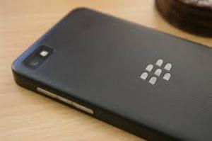 Bán Blackberry Z10 màu đen