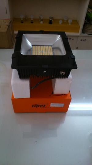 Đèn pha led 50W Liper