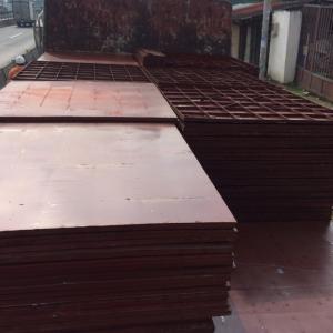 Cốp pha thép chuyên đỗ sàn trong công tr